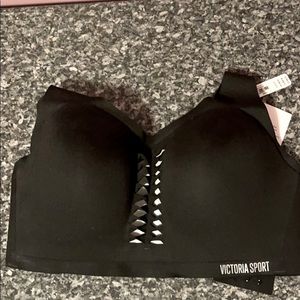 Victoria secret wired sports bra
